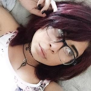 Meet your Posher, Adriana